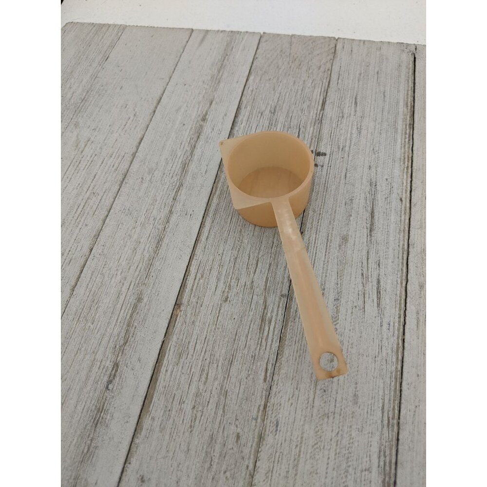 Vintage Tupperware Pastel Peach Coffee Scoop Kitchen Gadget #41